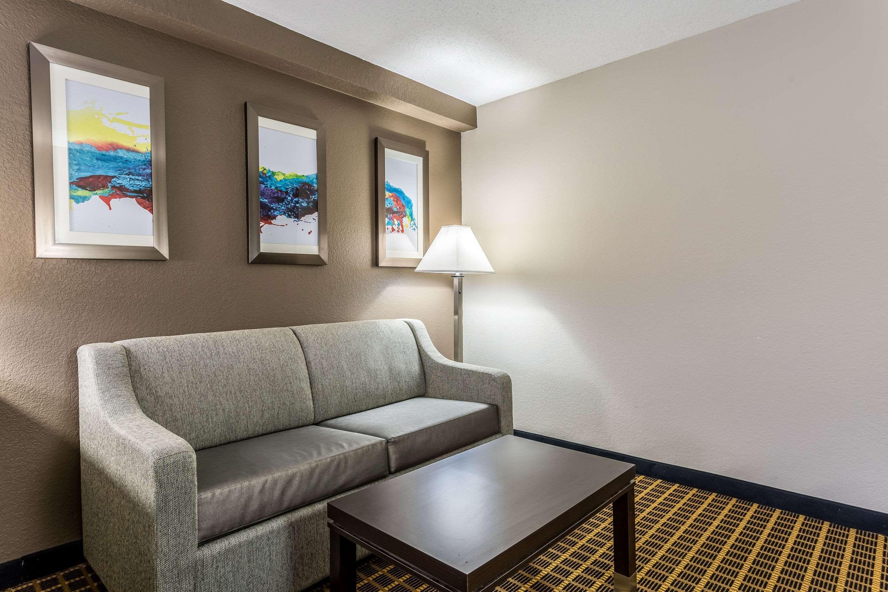 Quality Inn & Suites West El Paso I-10 Exterior foto