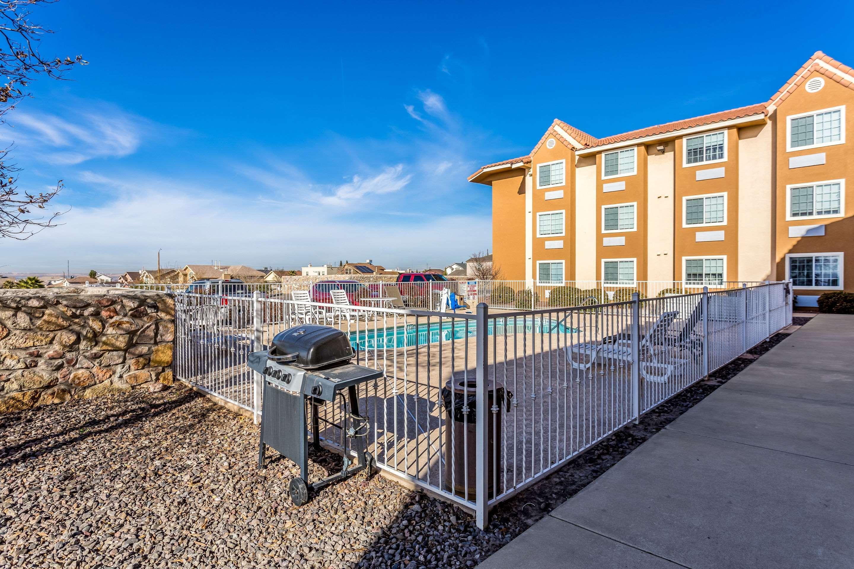 Quality Inn & Suites West El Paso I-10 Exterior foto